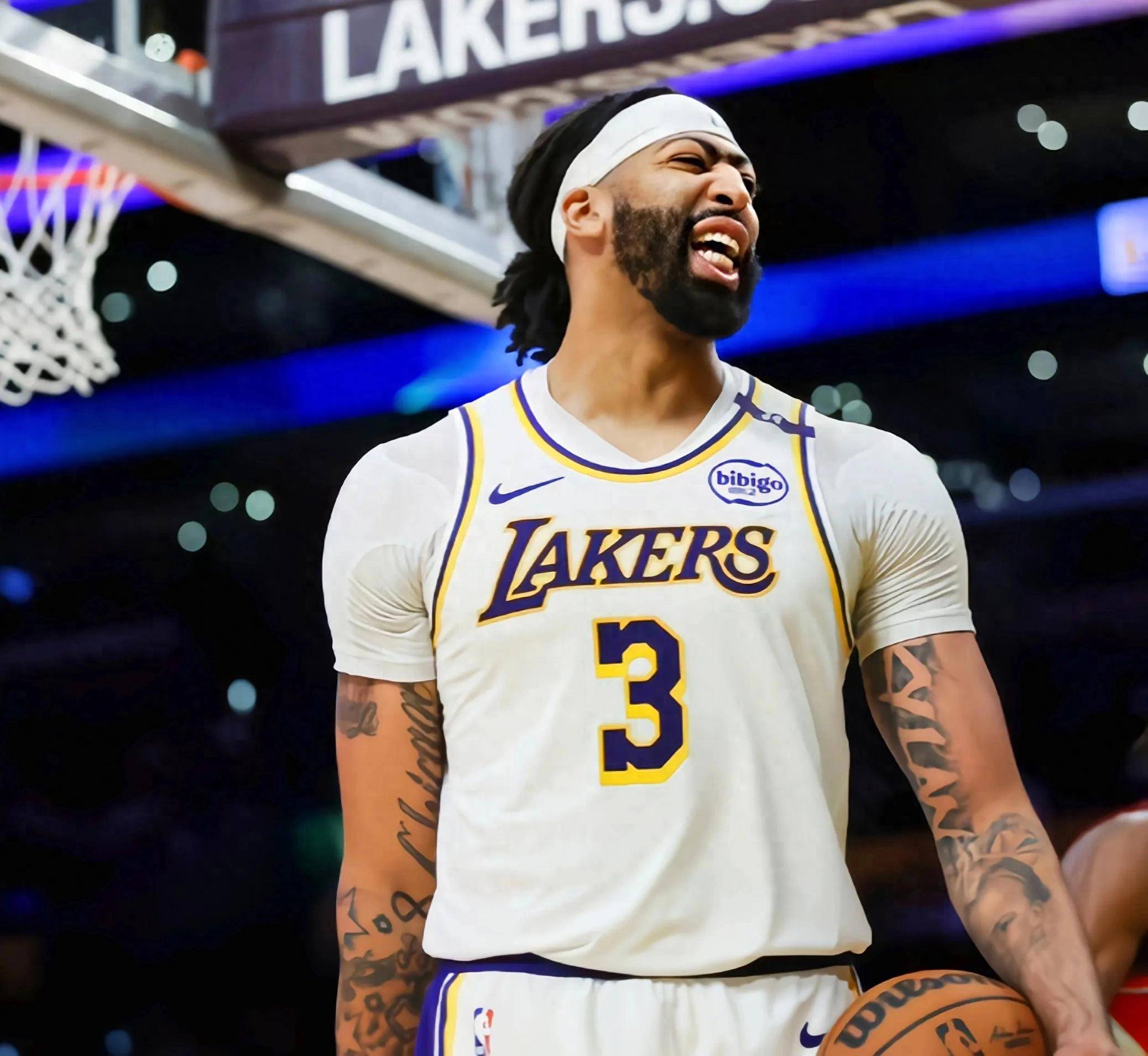 乐鱼体育-包含浓眉哥重返赛场，大比分获胜首场状态出色，皇家马德里观众沸腾！赢得满堂喝彩的词条-乐鱼体育